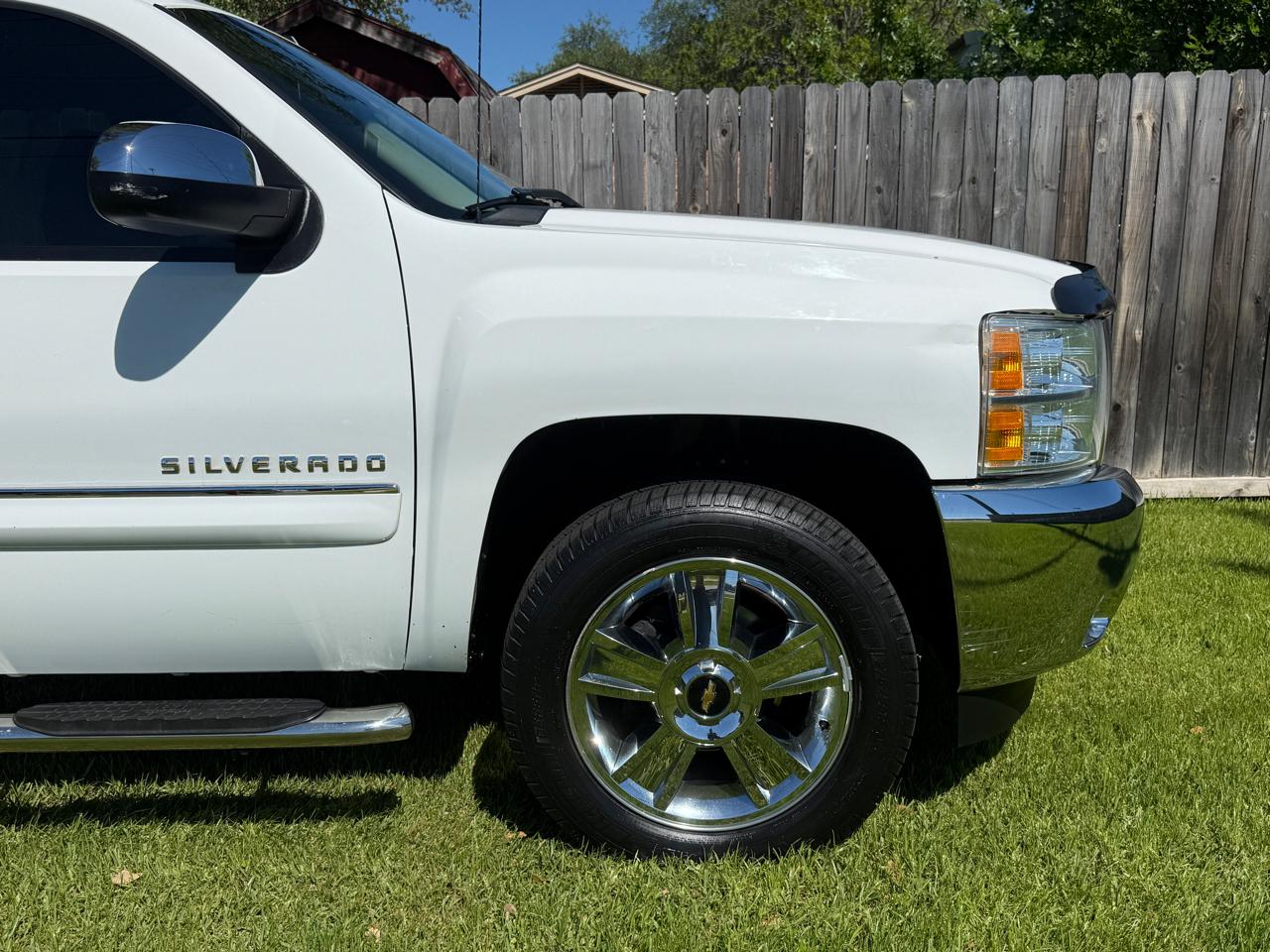 Chevrolet Silverado 1500 LT Crew Cab 4WD 2012