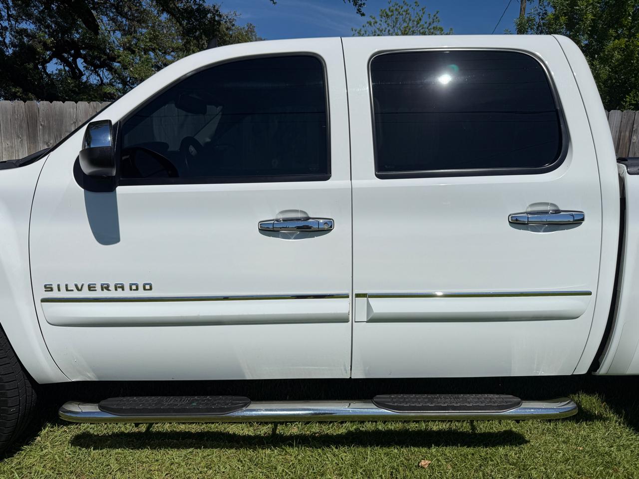 Chevrolet Silverado 1500 LT Crew Cab 4WD 2012