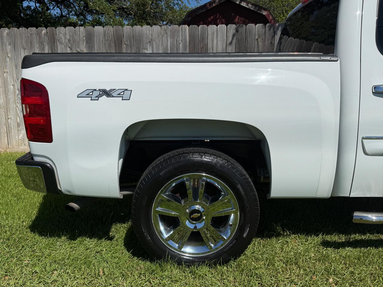 Chevrolet Silverado 1500 LT Crew Cab 4WD 2012