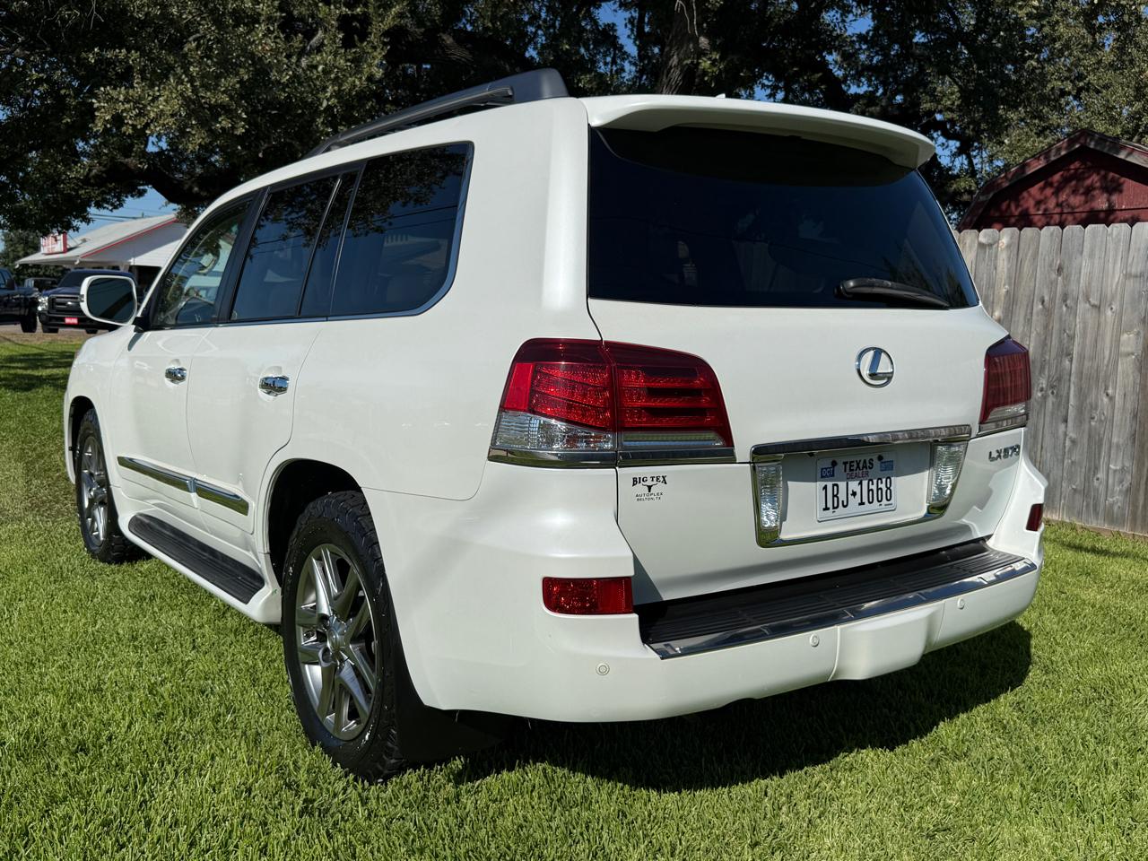Lexus LX 570 Sport Utility 2013