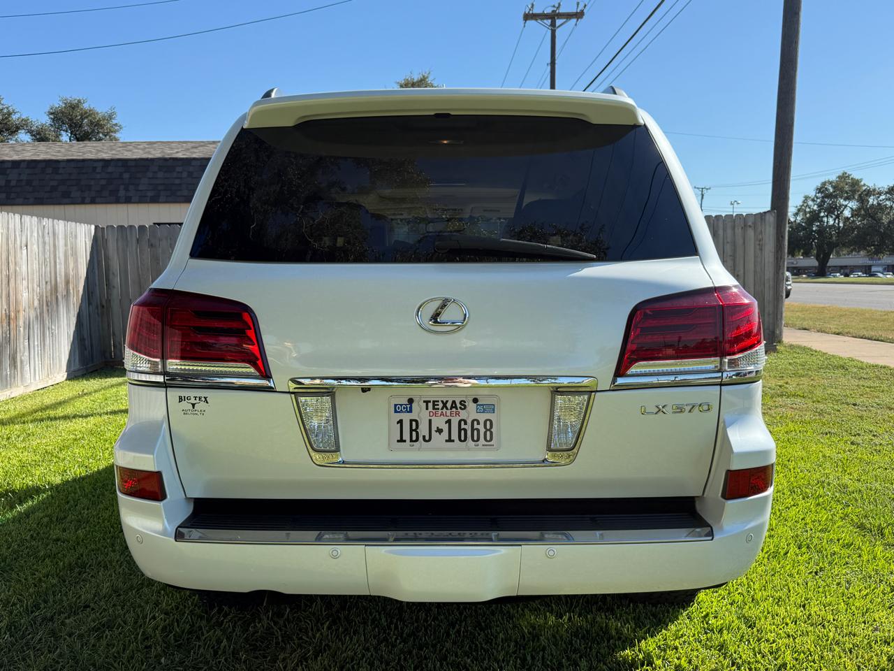 Lexus LX 570 Sport Utility 2013