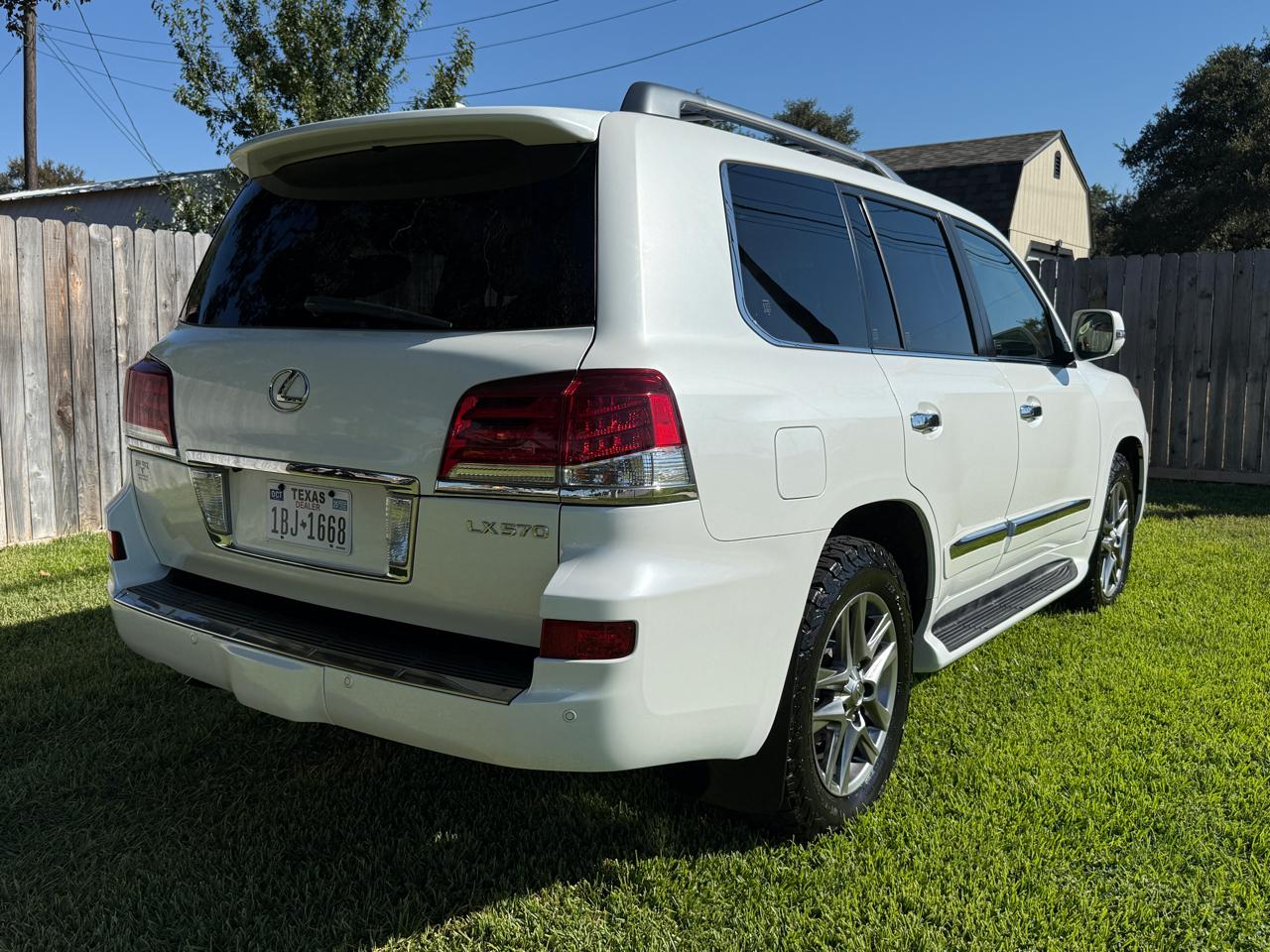 Lexus LX 570 Sport Utility 2013