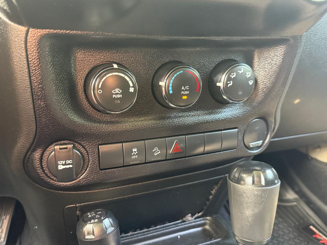 Jeep Wrangler Unlimited Sport 4WD 2017