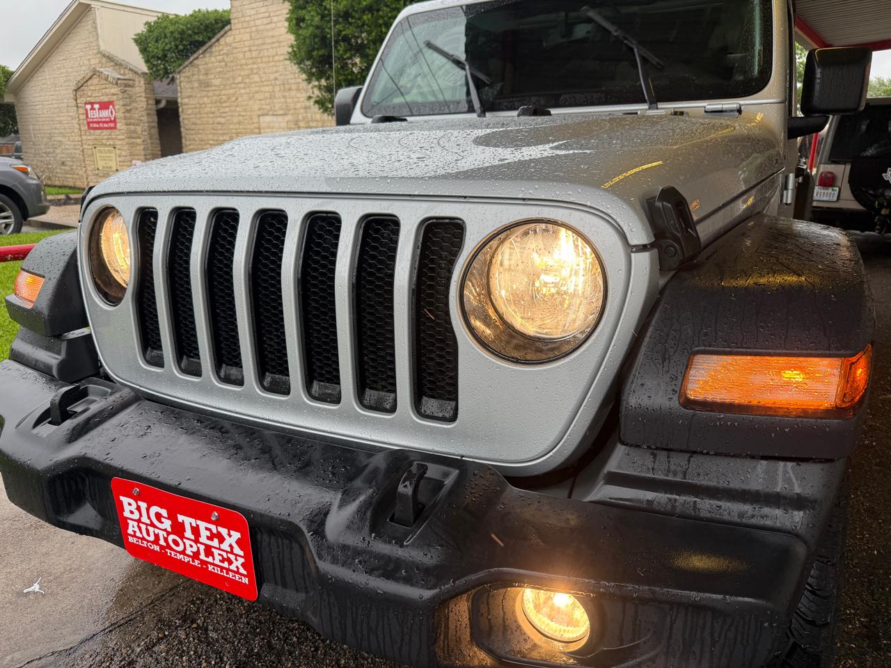 Jeep Wrangler Unlimited Sport Altitude 2023