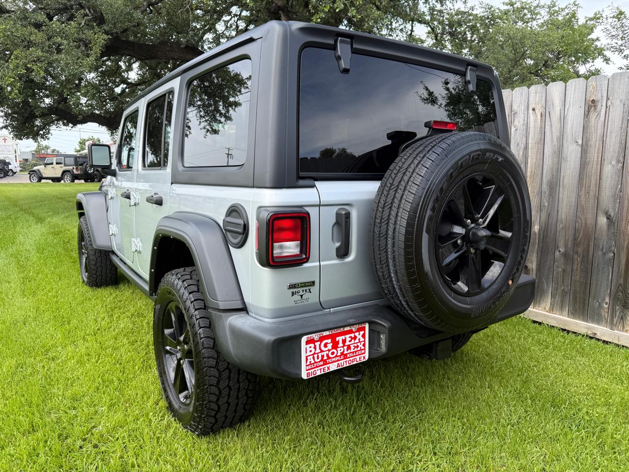 Jeep Wrangler Unlimited Sport Altitude 2023