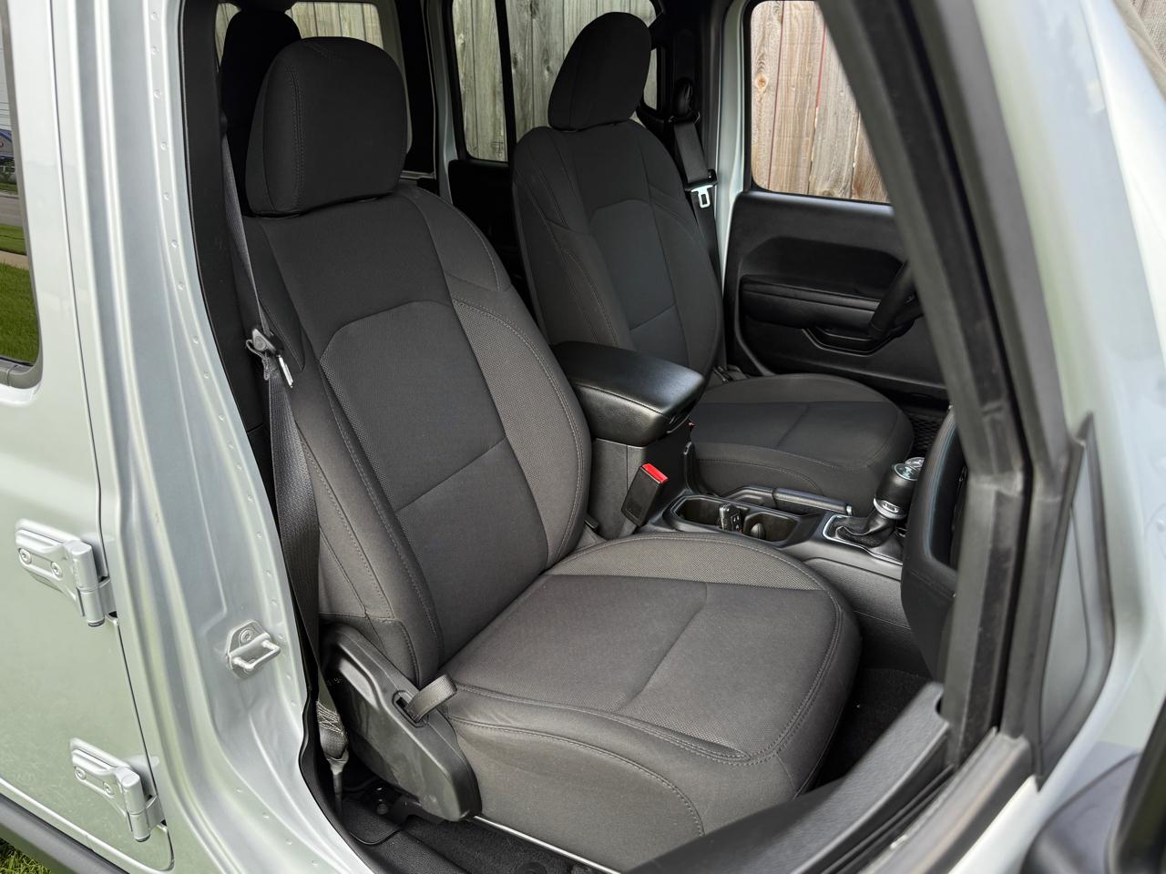 Jeep Wrangler Unlimited Sport Altitude 2023