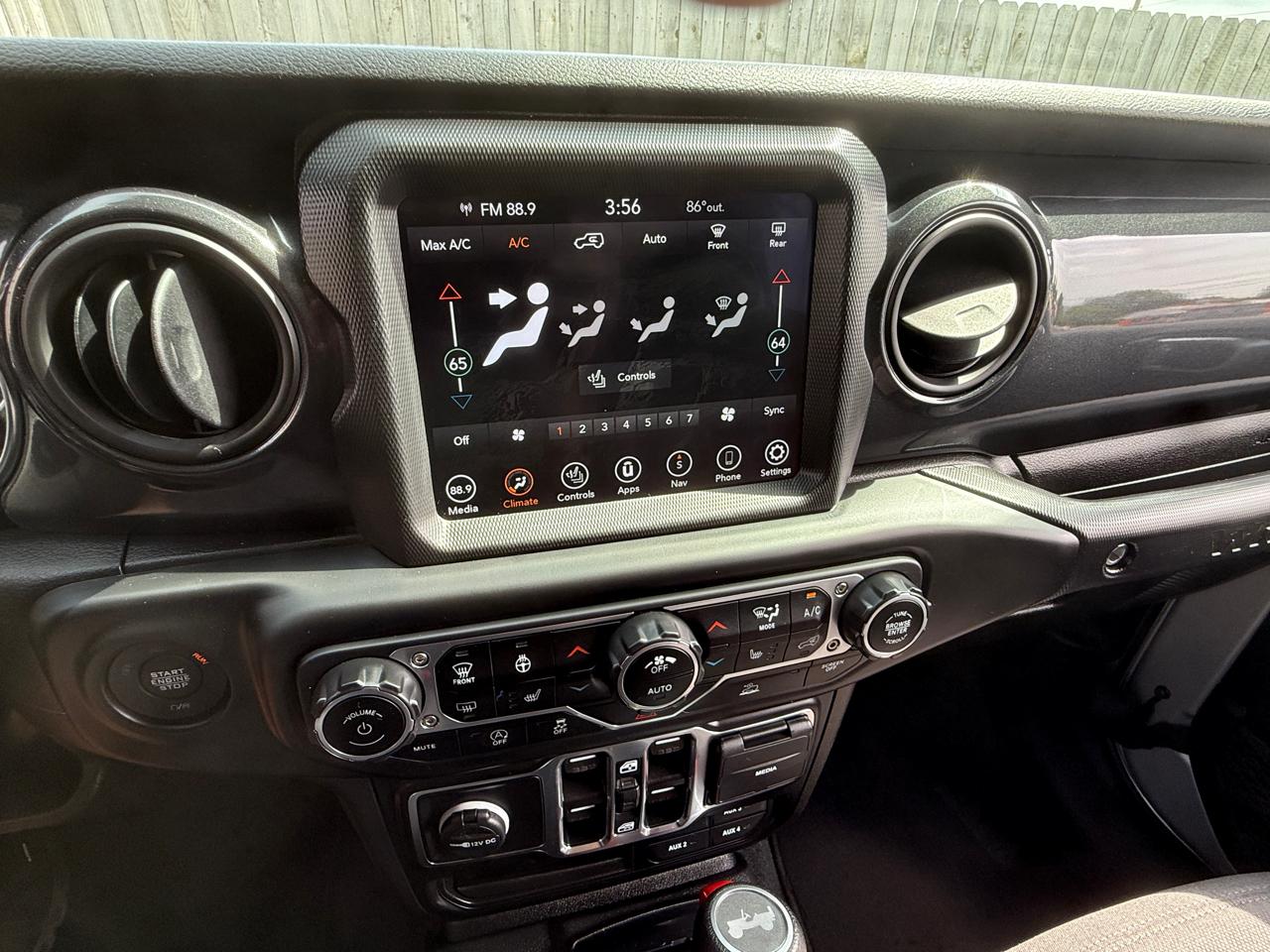 Jeep Wrangler Unlimited Sport Altitude 2023