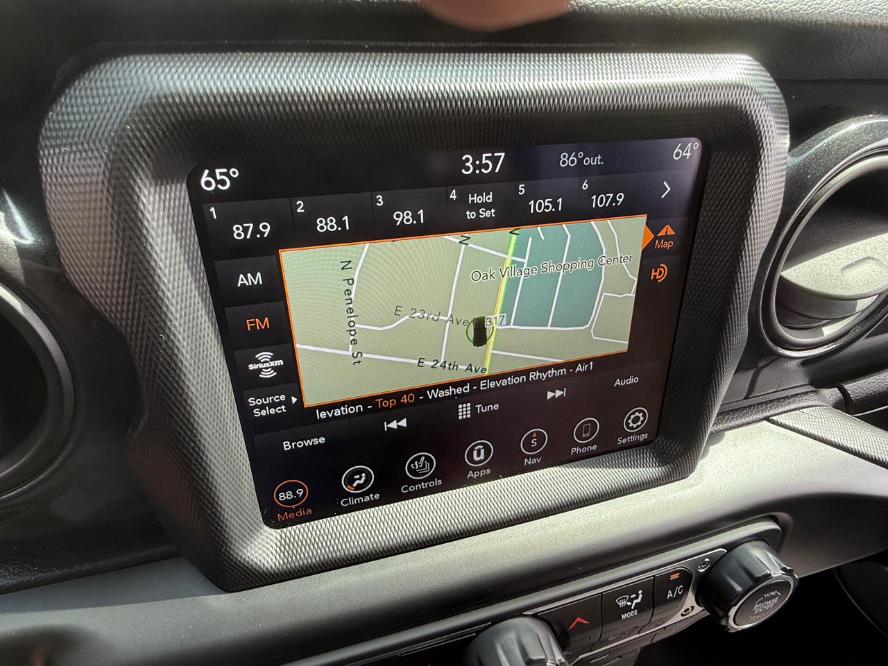 Jeep Wrangler Unlimited Sport Altitude 2023