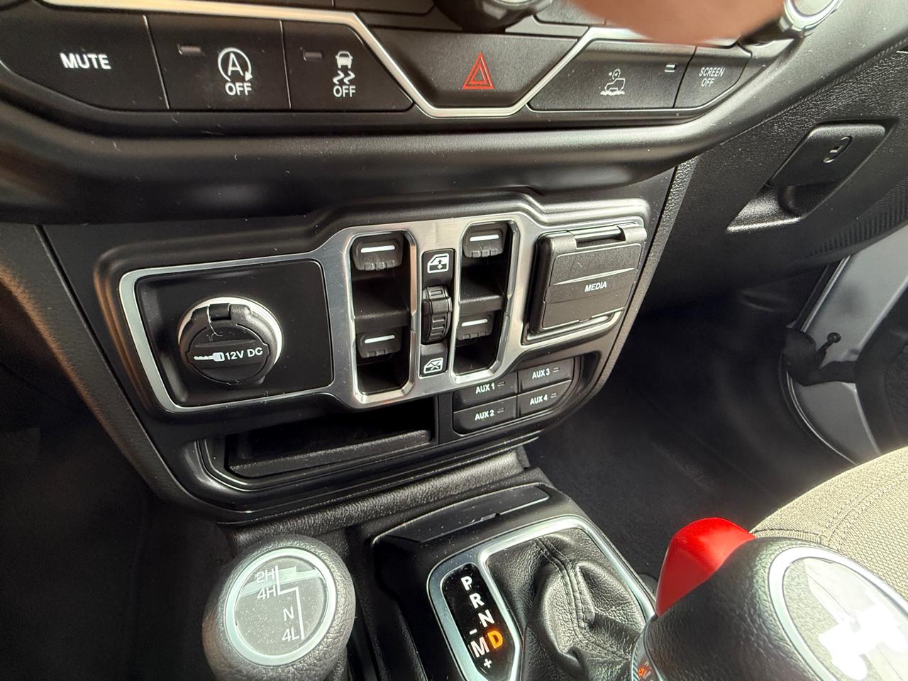Jeep Wrangler Unlimited Sport Altitude 2023