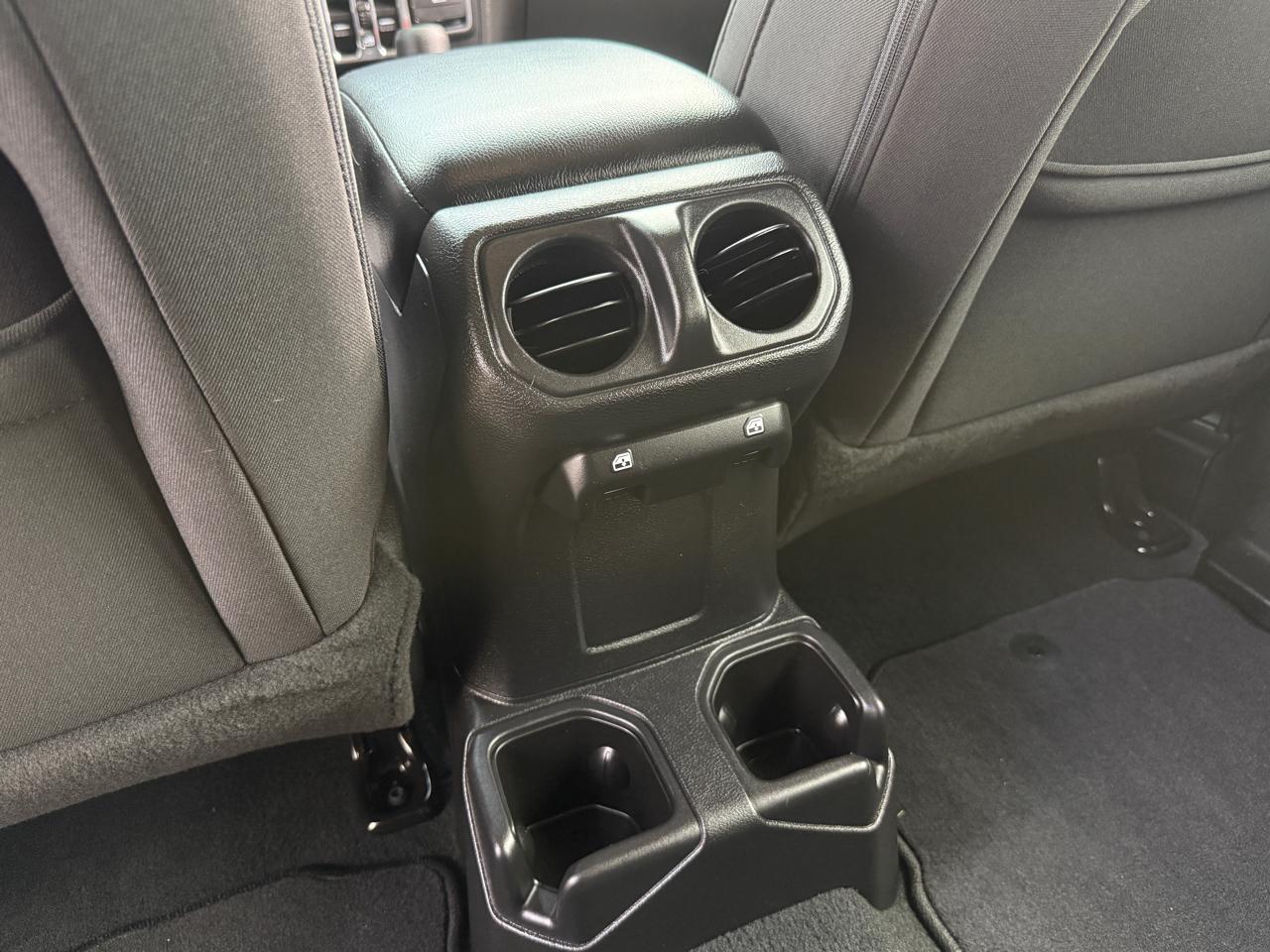 Jeep Wrangler Unlimited Sport Altitude 2023
