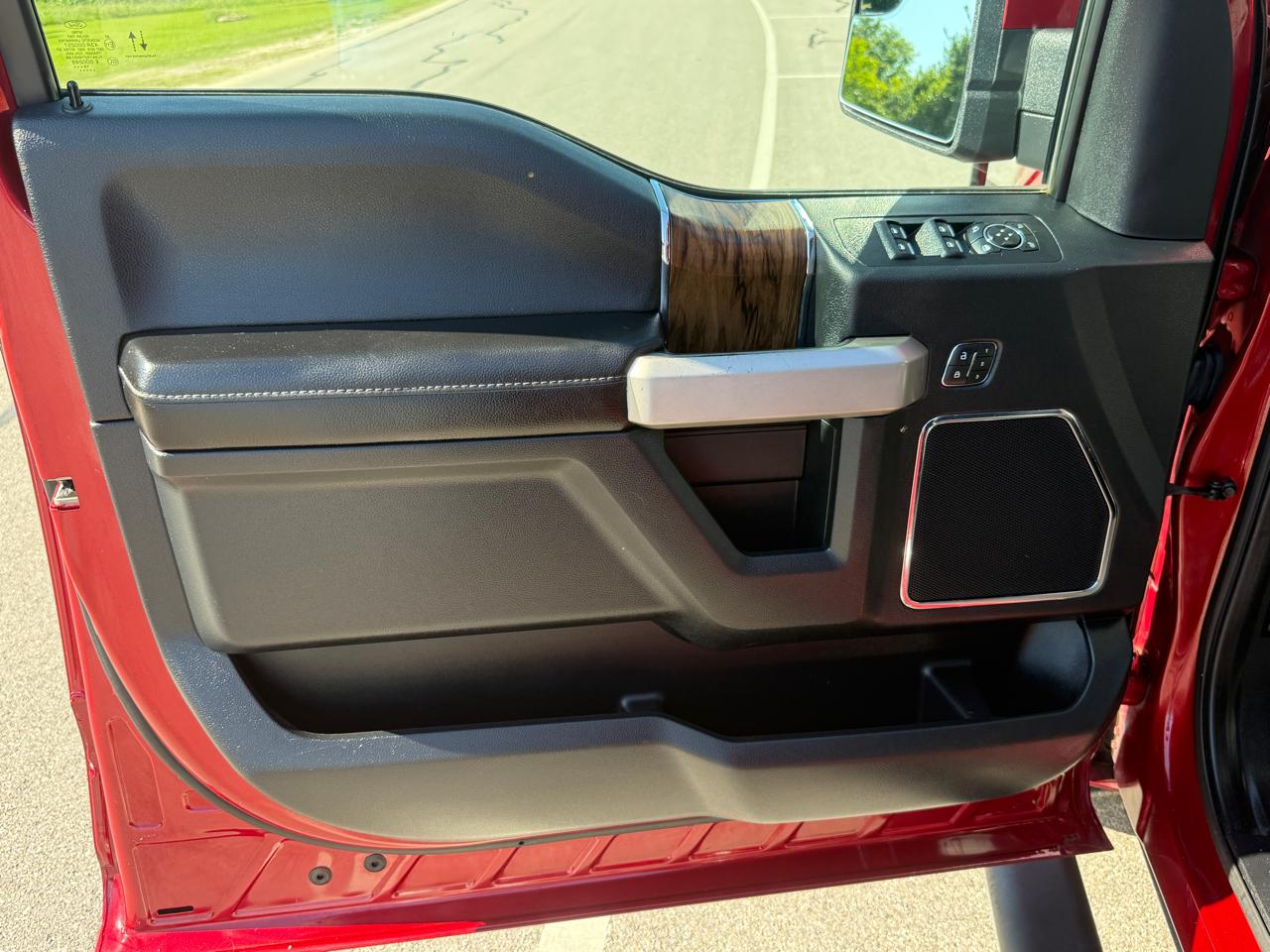 Ford F-150 Lariat SuperCrew 5.5-ft. Bed 4WD 2019
