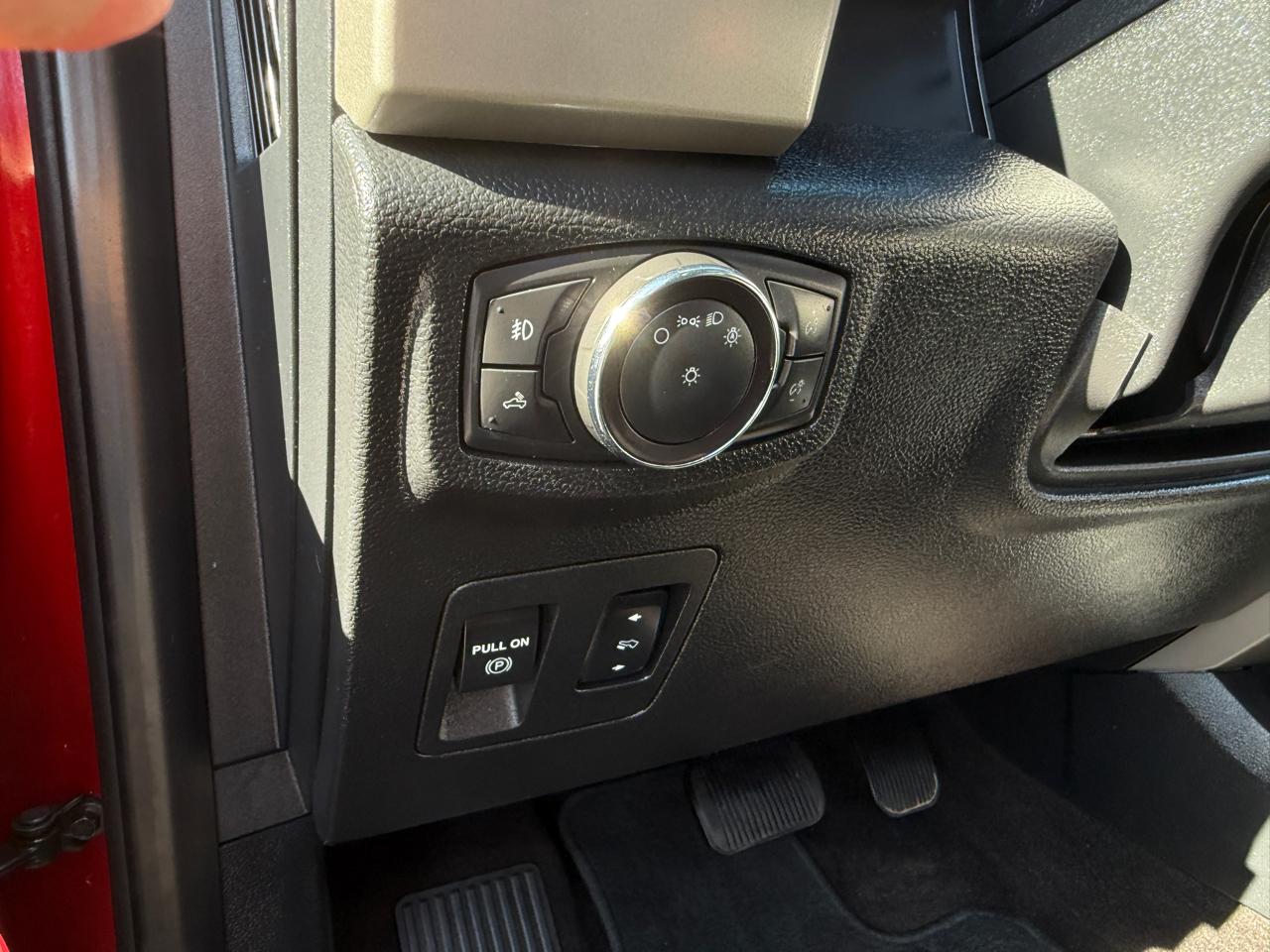 Ford F-150 Lariat SuperCrew 5.5-ft. Bed 4WD 2019