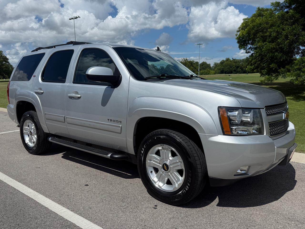Chevrolet Tahoe  2013