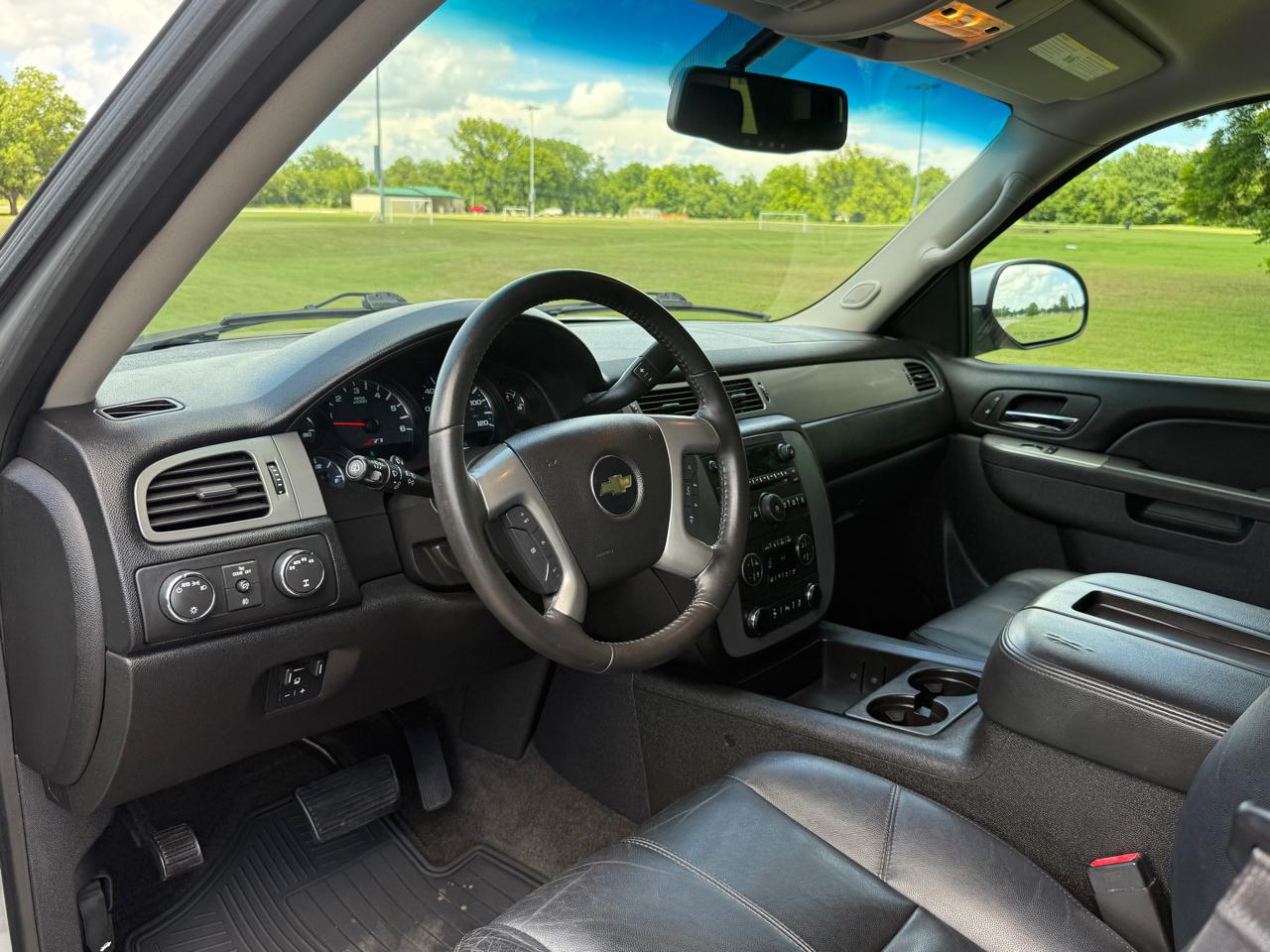 Chevrolet Tahoe  2013