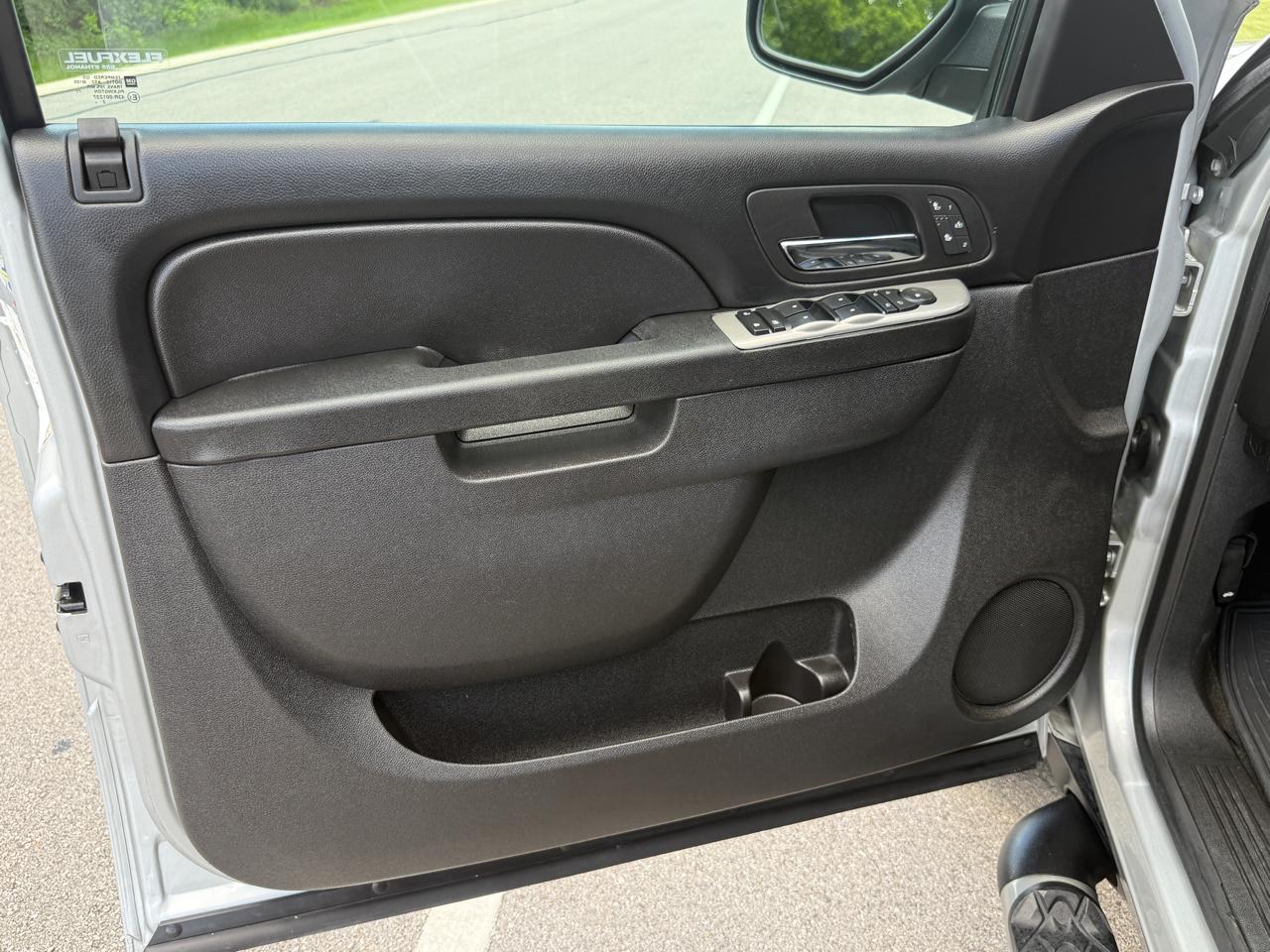 Chevrolet Tahoe  2013