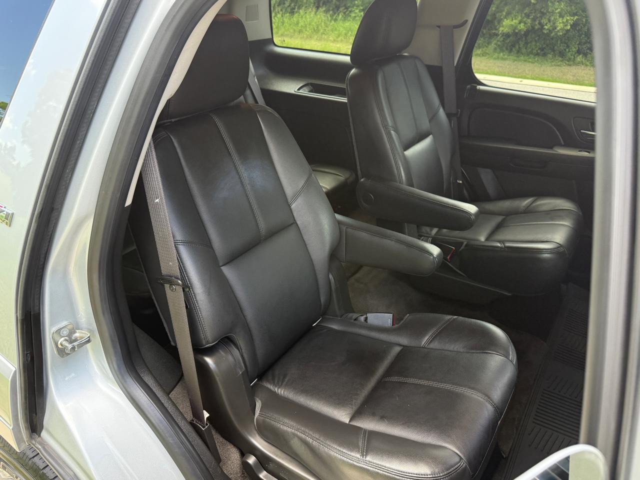 Chevrolet Tahoe  2013