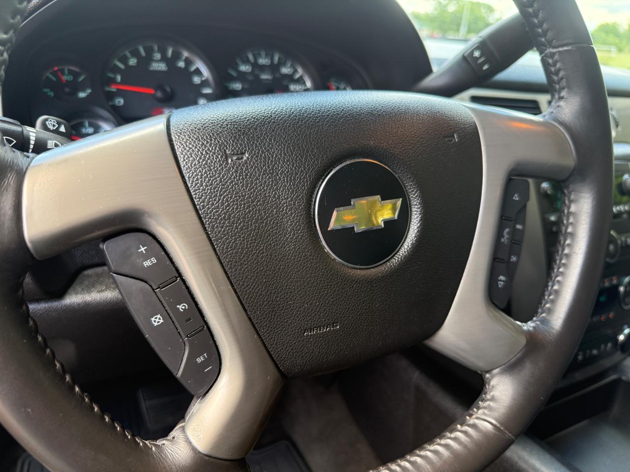 Chevrolet Tahoe  2013