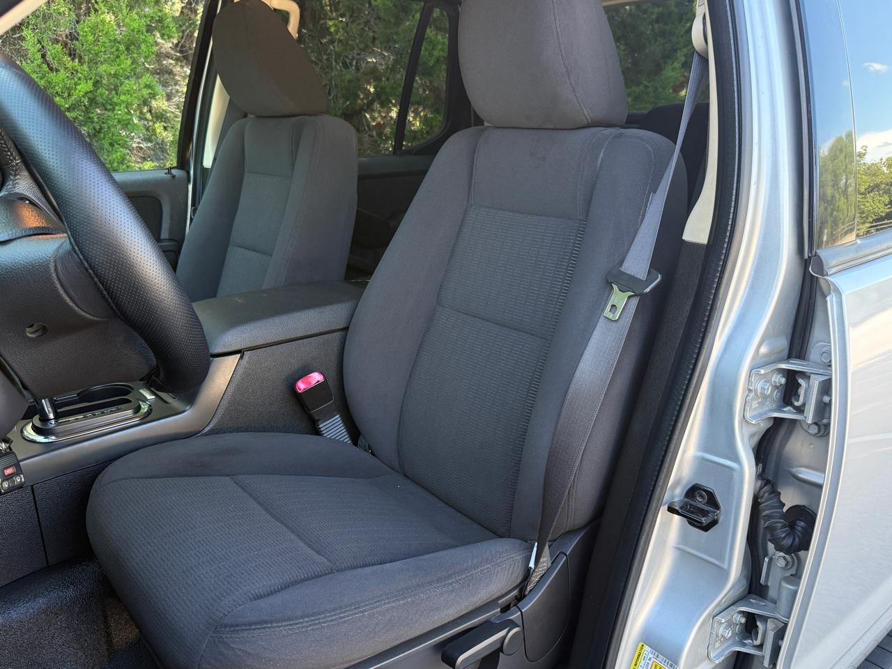 Ford Explorer Sport Trac XLT 4.0L 2WD 2010