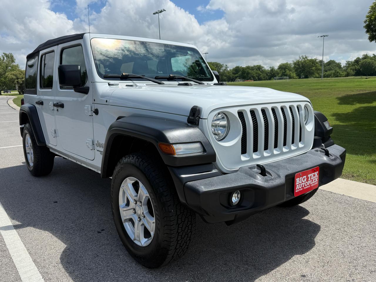 Jeep Wrangler Unlimited Sport 2018