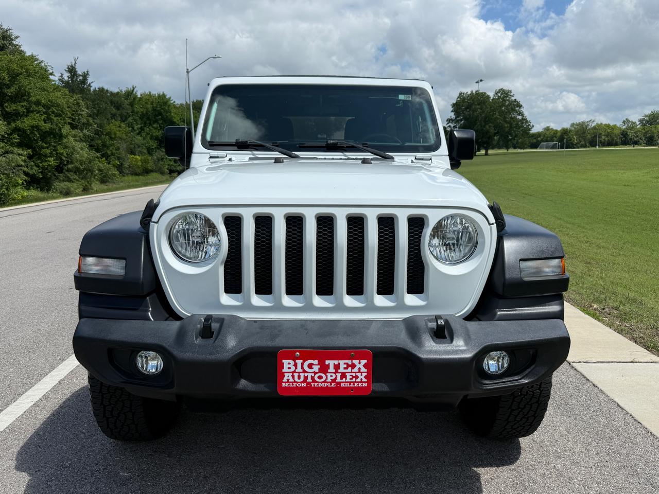 Jeep Wrangler Unlimited Sport 2018