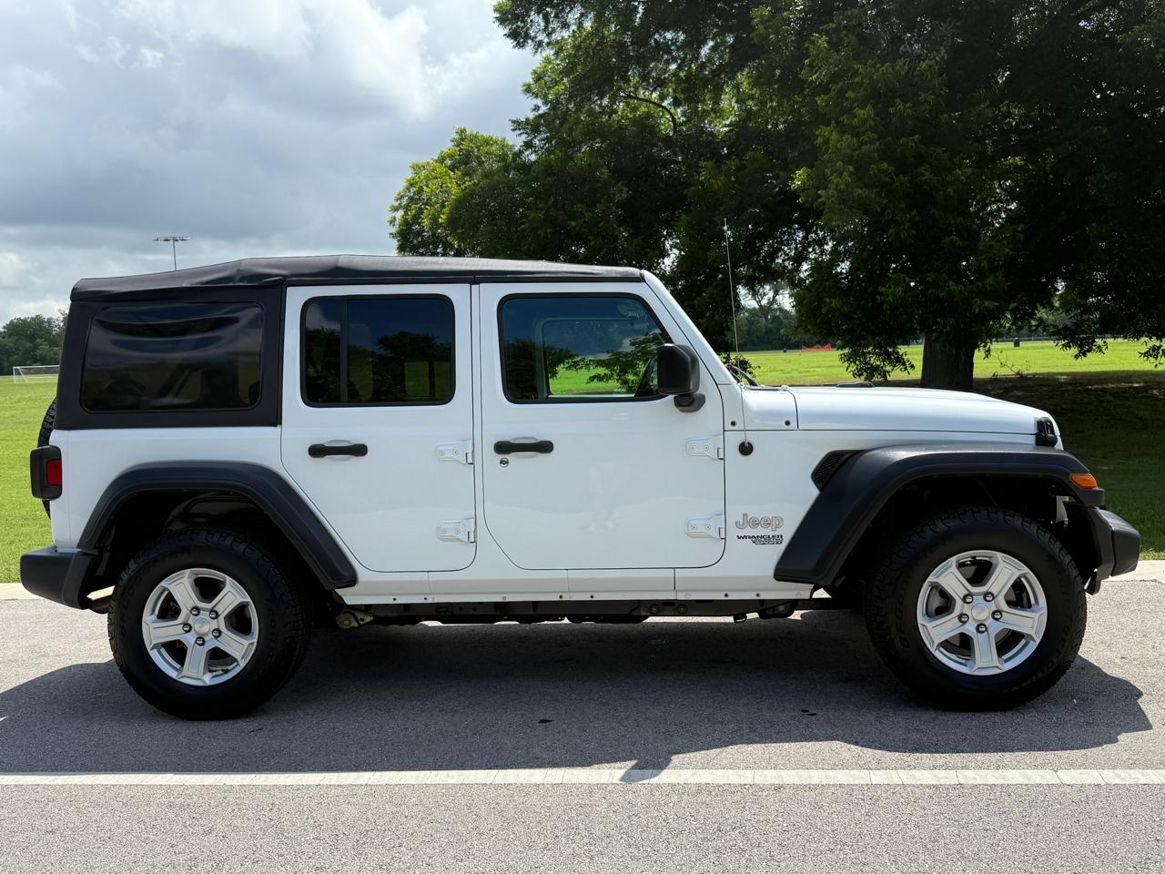Jeep Wrangler Unlimited Sport 2018