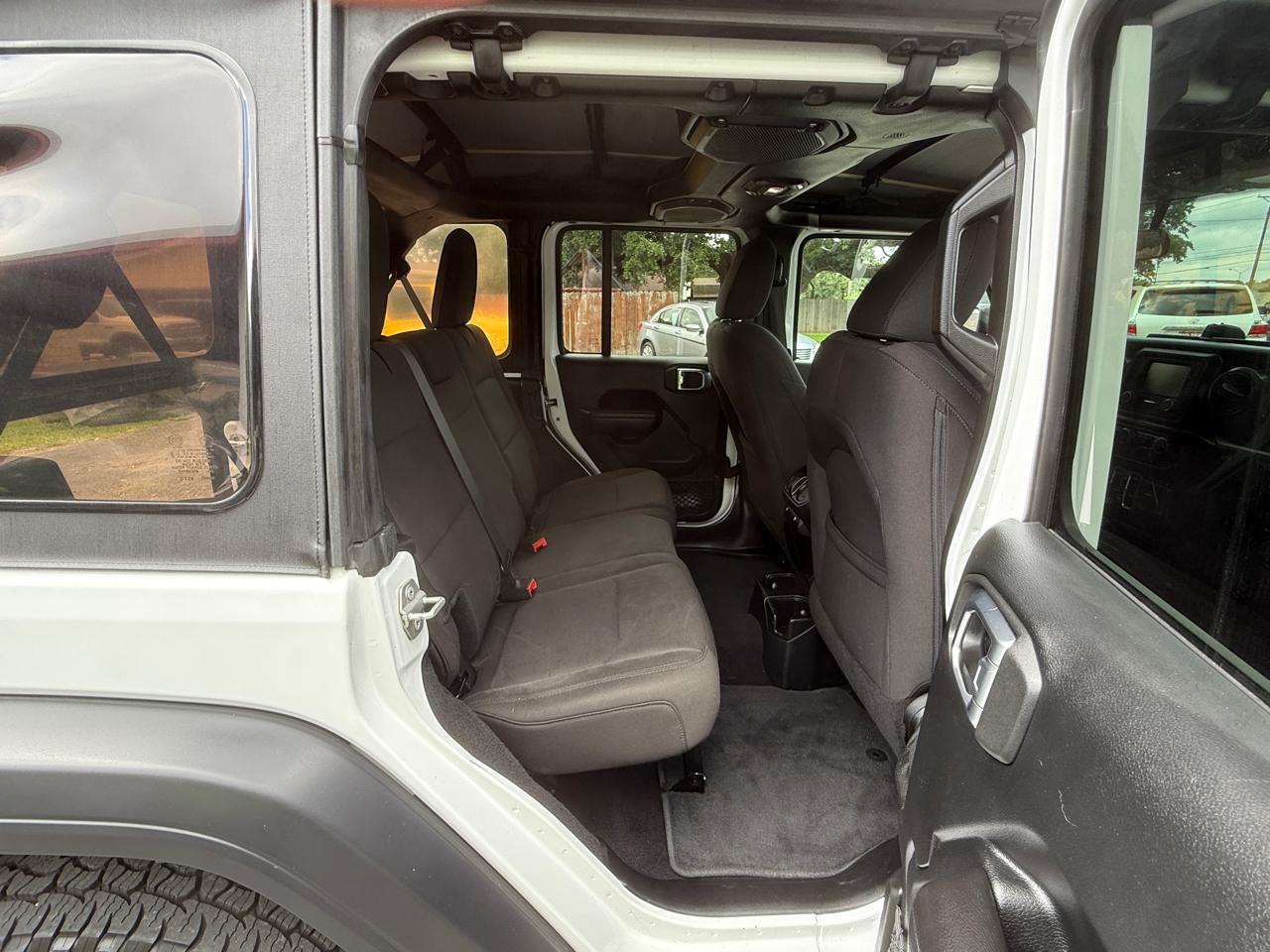 Jeep Wrangler Unlimited Sport 2018
