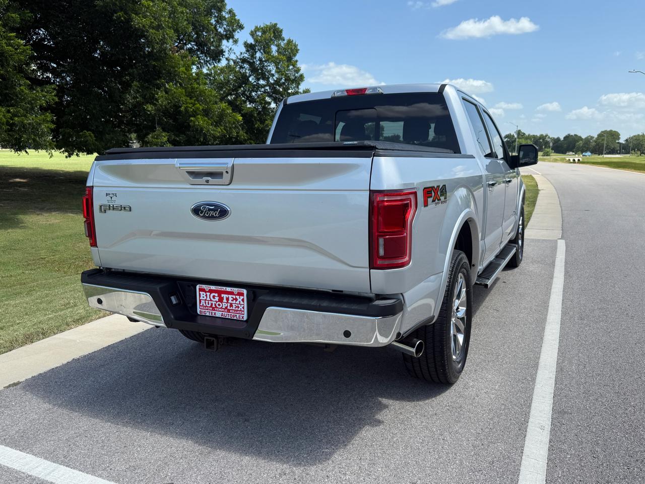 Ford F-150 Lariat SuperCrew 5.5-ft. Bed 4WD 2015