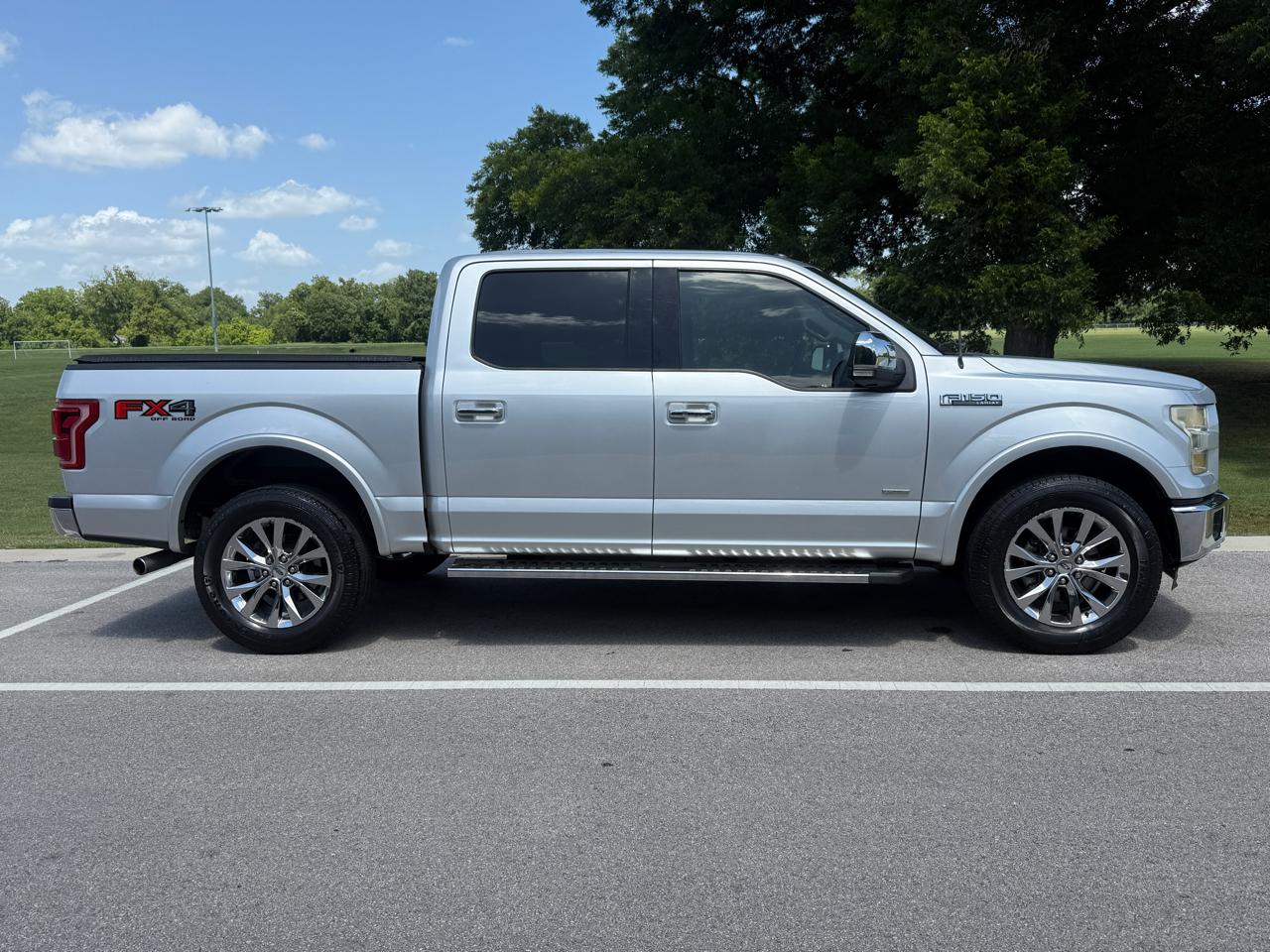 Ford F-150 Lariat SuperCrew 5.5-ft. Bed 4WD 2015