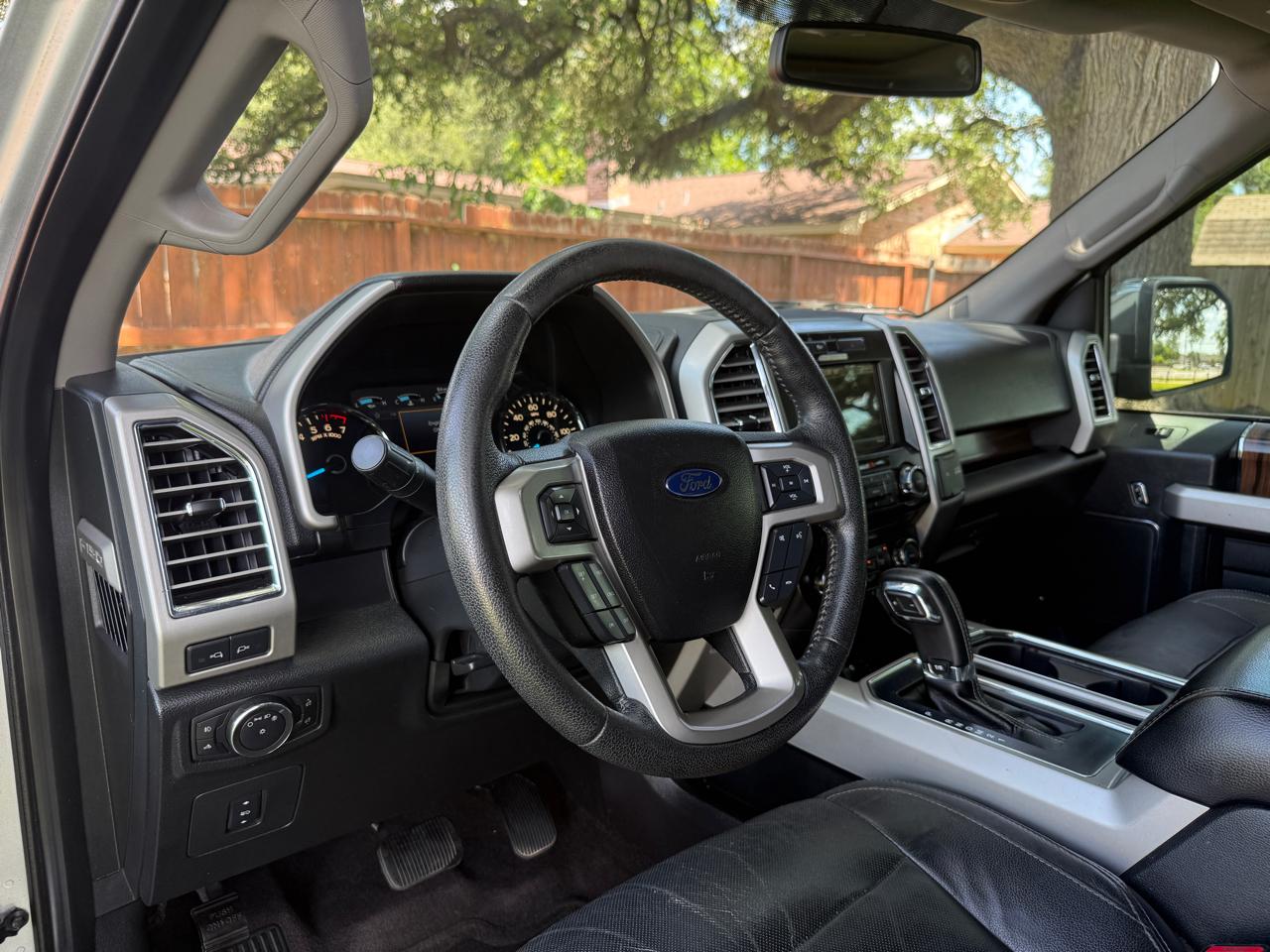 Ford F-150 Lariat SuperCrew 5.5-ft. Bed 4WD 2015