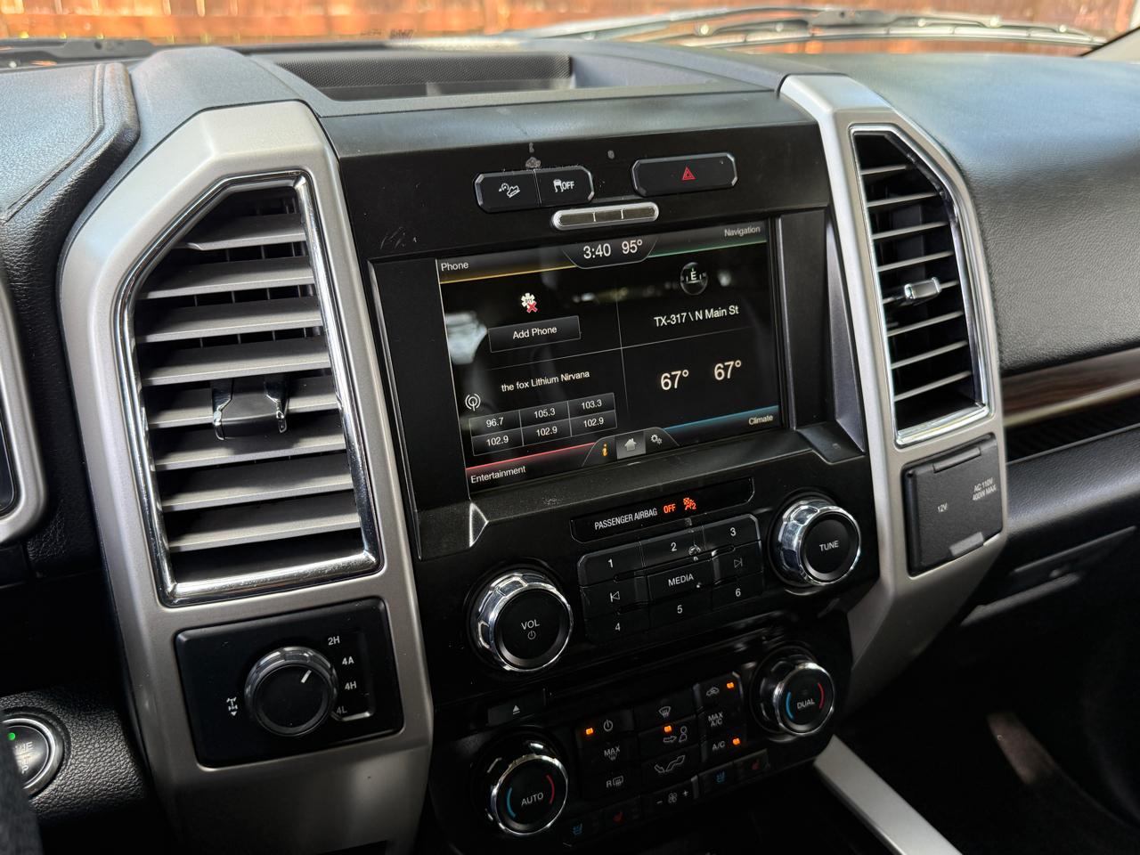 Ford F-150 Lariat SuperCrew 5.5-ft. Bed 4WD 2015