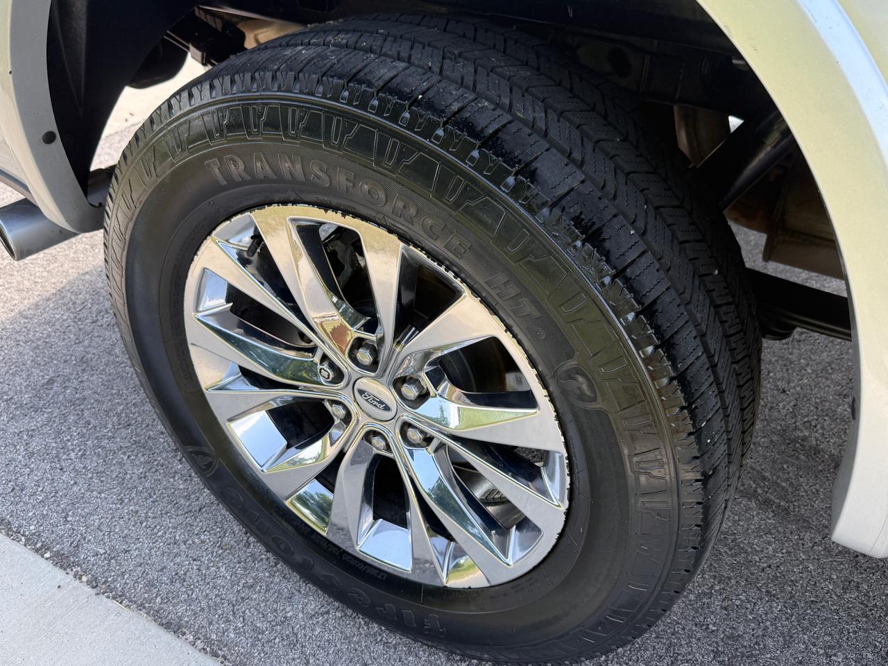 Ford F-150 Lariat SuperCrew 5.5-ft. Bed 4WD 2015