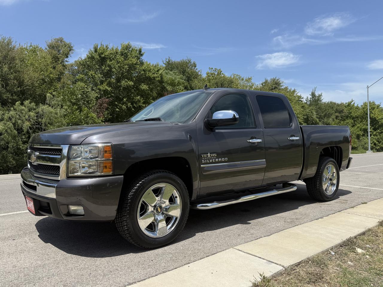 Chevrolet Silverado 1500 LT Crew Cab 2WD 2011
