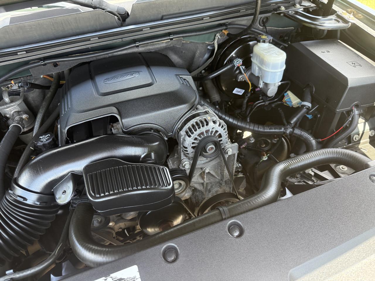 Chevrolet Silverado 1500 LT Crew Cab 2WD 2011