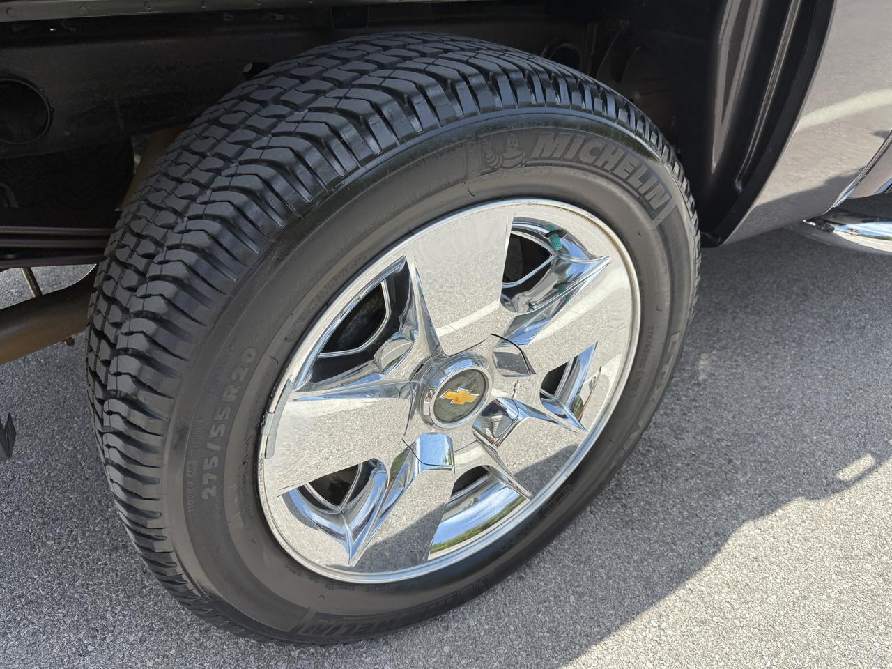 Chevrolet Silverado 1500 LT Crew Cab 2WD 2011