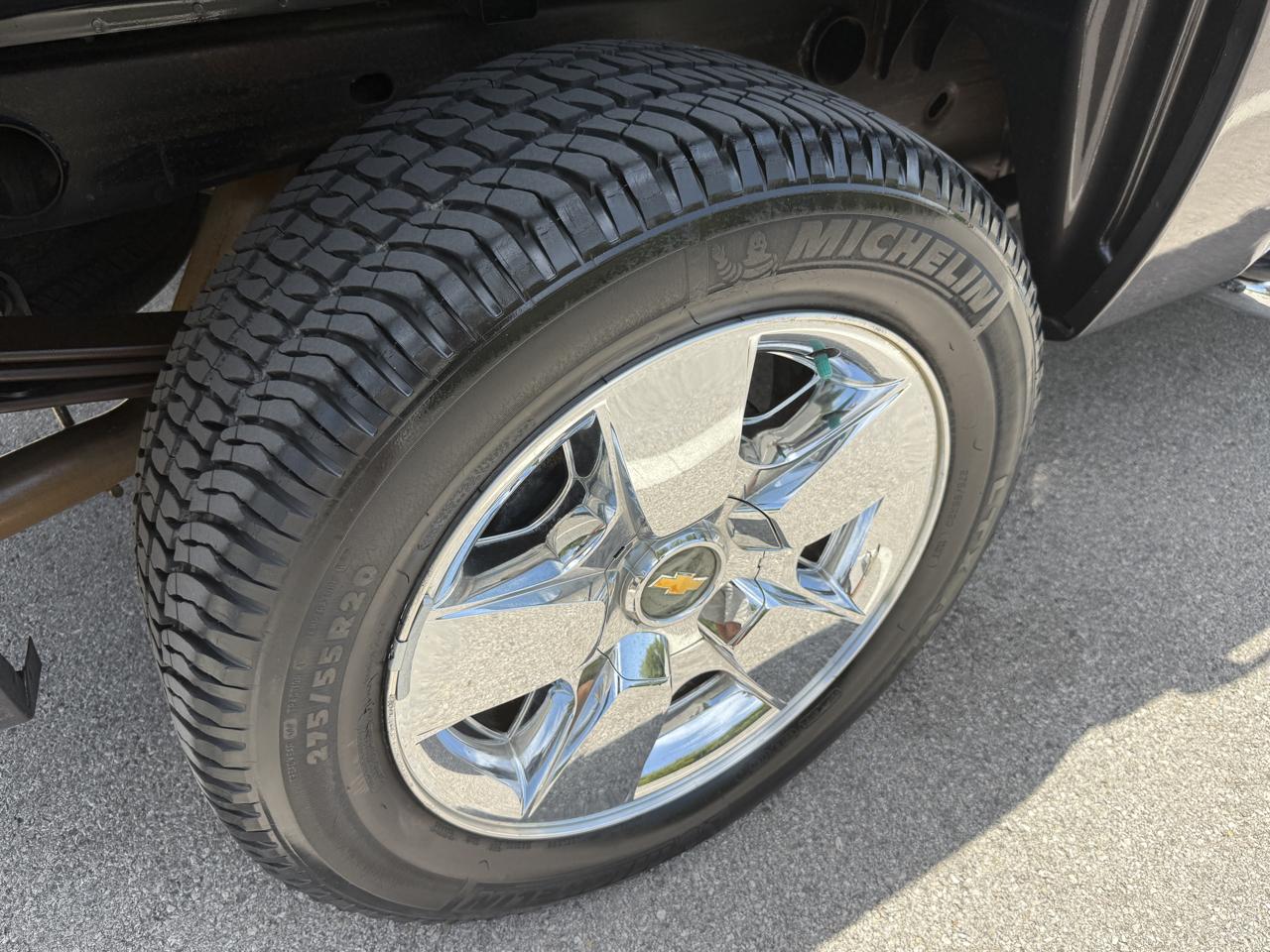 Chevrolet Silverado 1500 LT Crew Cab 2WD 2011