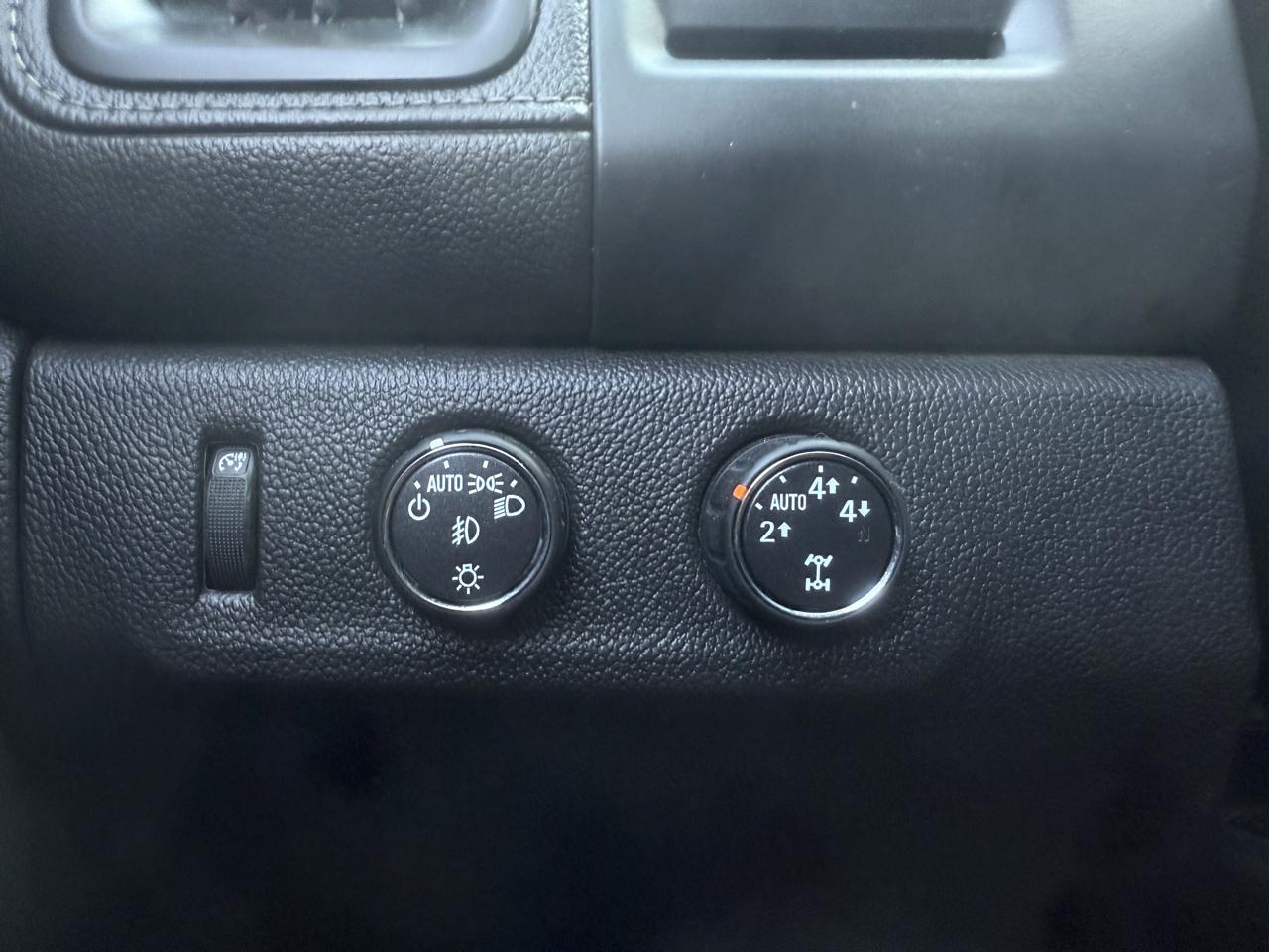 GMC Canyon SLE Crew Cab 4WD 2016