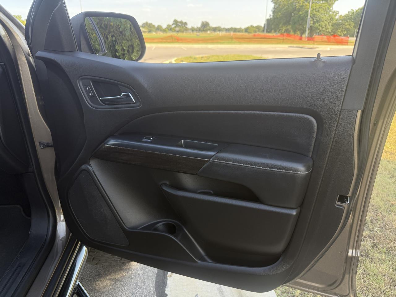 GMC Canyon SLE Crew Cab 4WD 2016