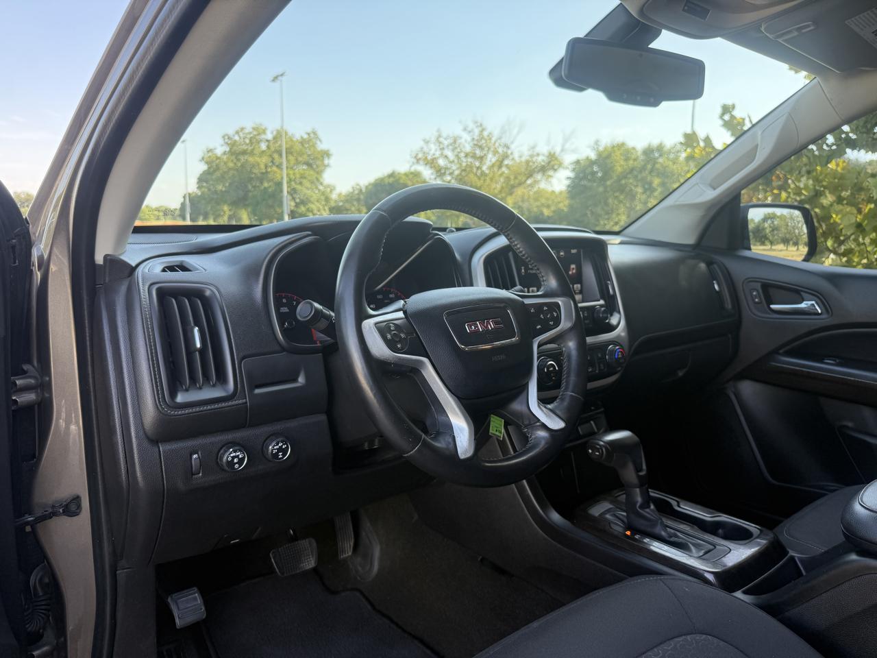 GMC Canyon SLE Crew Cab 4WD 2016