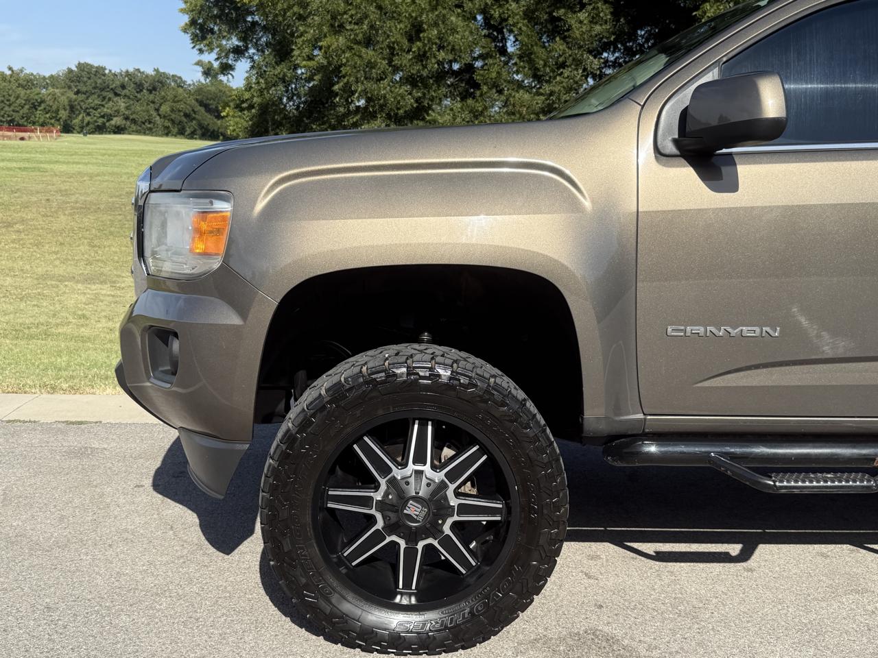 GMC Canyon SLE Crew Cab 4WD 2016