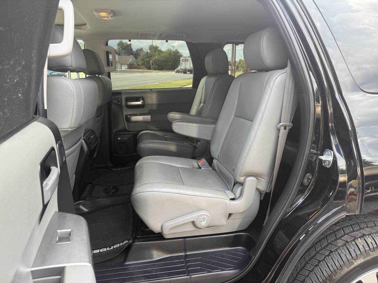 Toyota Sequoia Limited 4WD 2018
