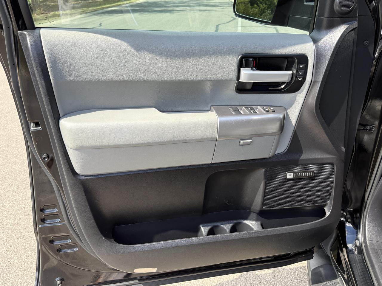 Toyota Sequoia Limited 4WD 2018