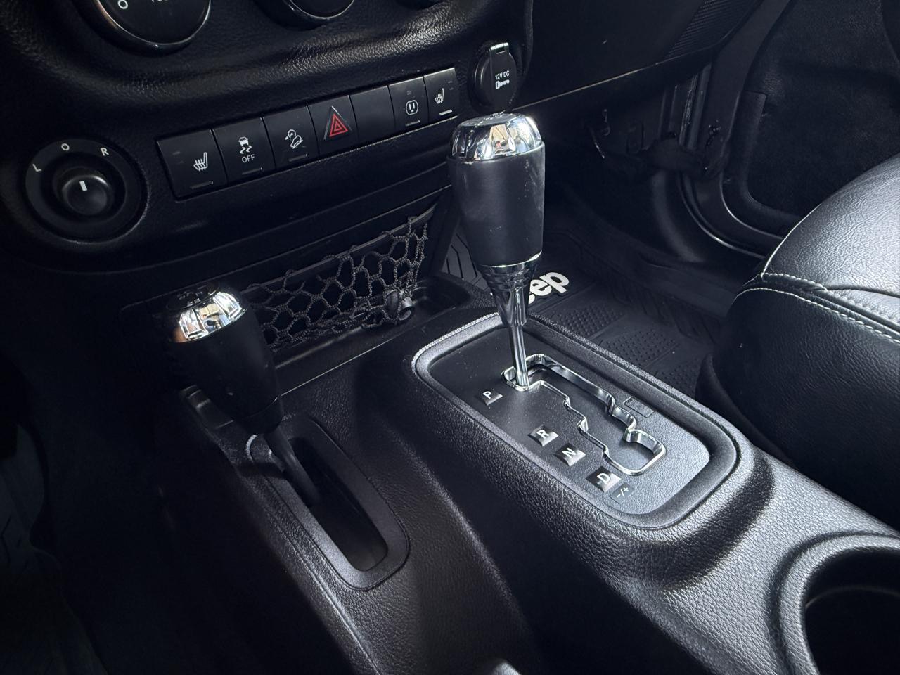 Jeep Wrangler Unlimited Sahara 4WD 2016