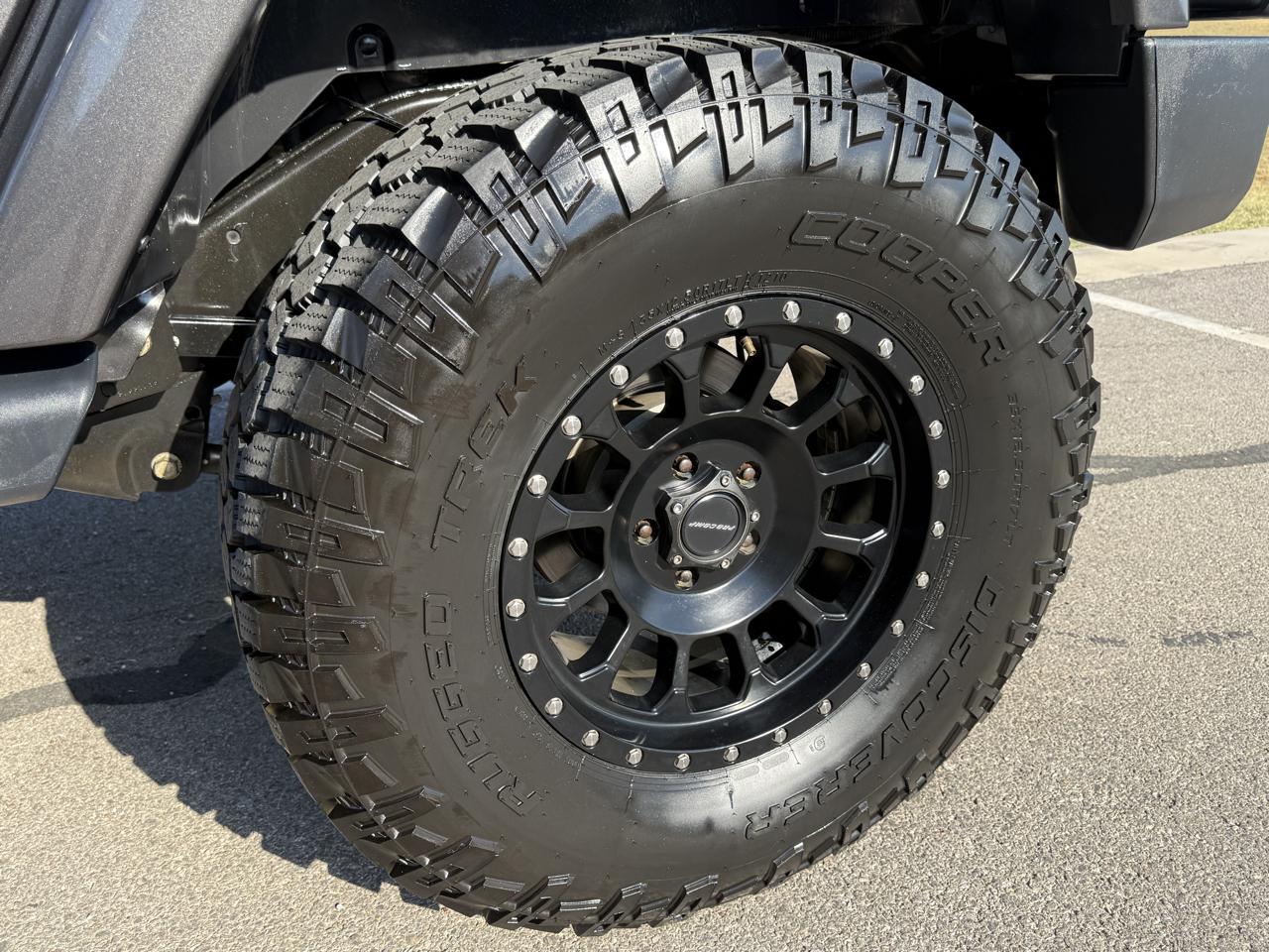 Jeep Wrangler Unlimited Sahara 4WD 2016