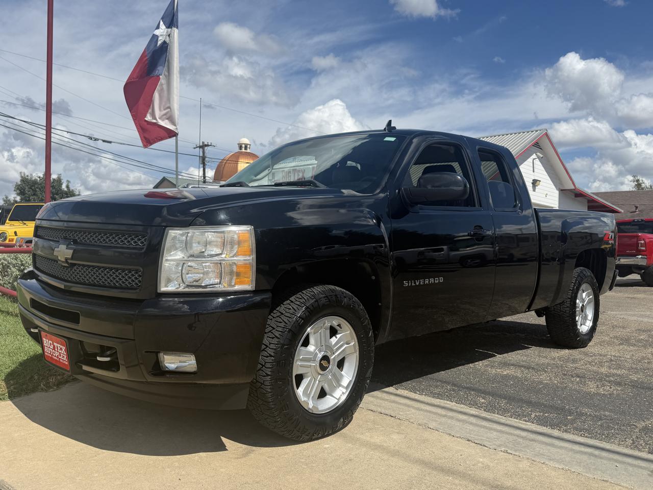 2010 Chevrolet Silverado 1500 LT1 Extended Cab 4WD