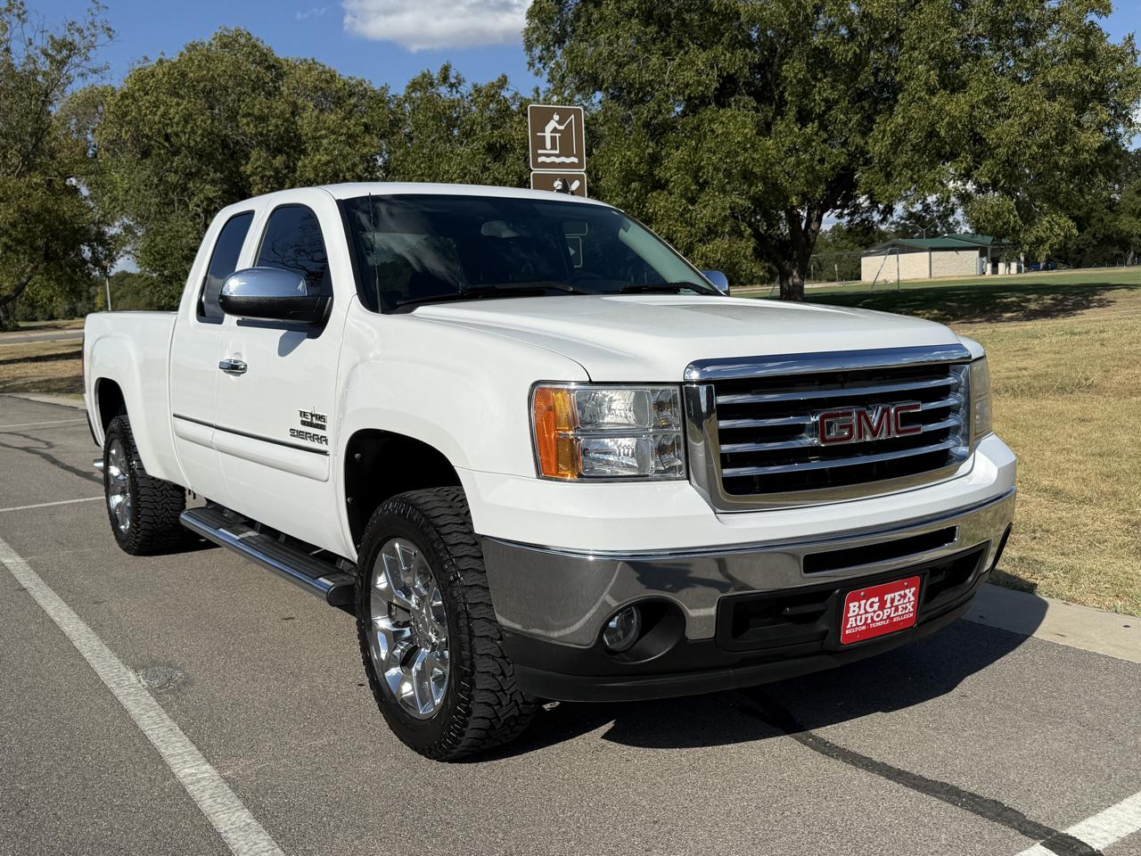 GMC Sierra 1500 SLE Ext. Cab 2WD 2010