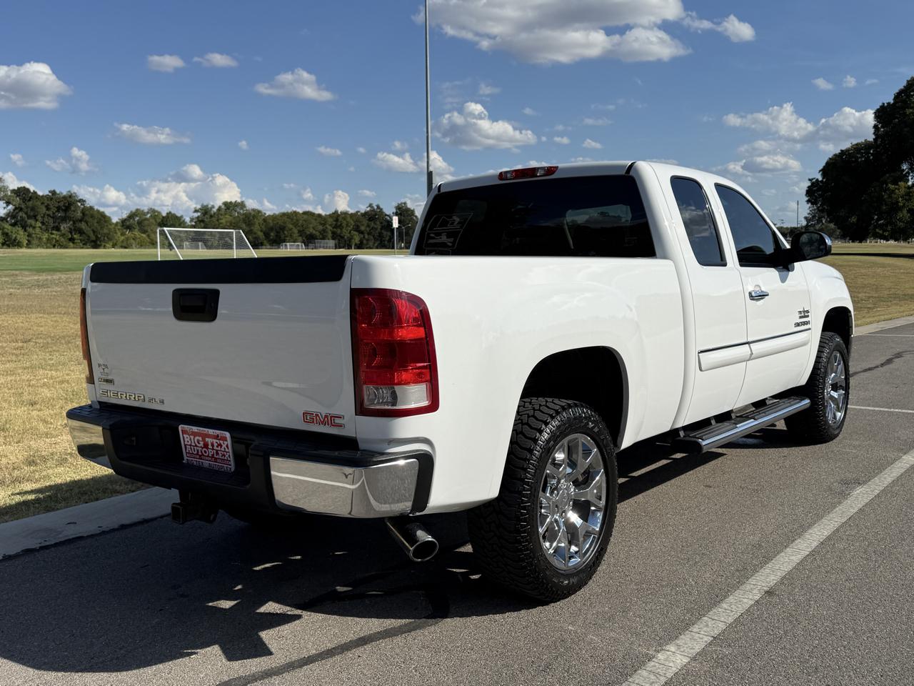 GMC Sierra 1500 SLE Ext. Cab 2WD 2010