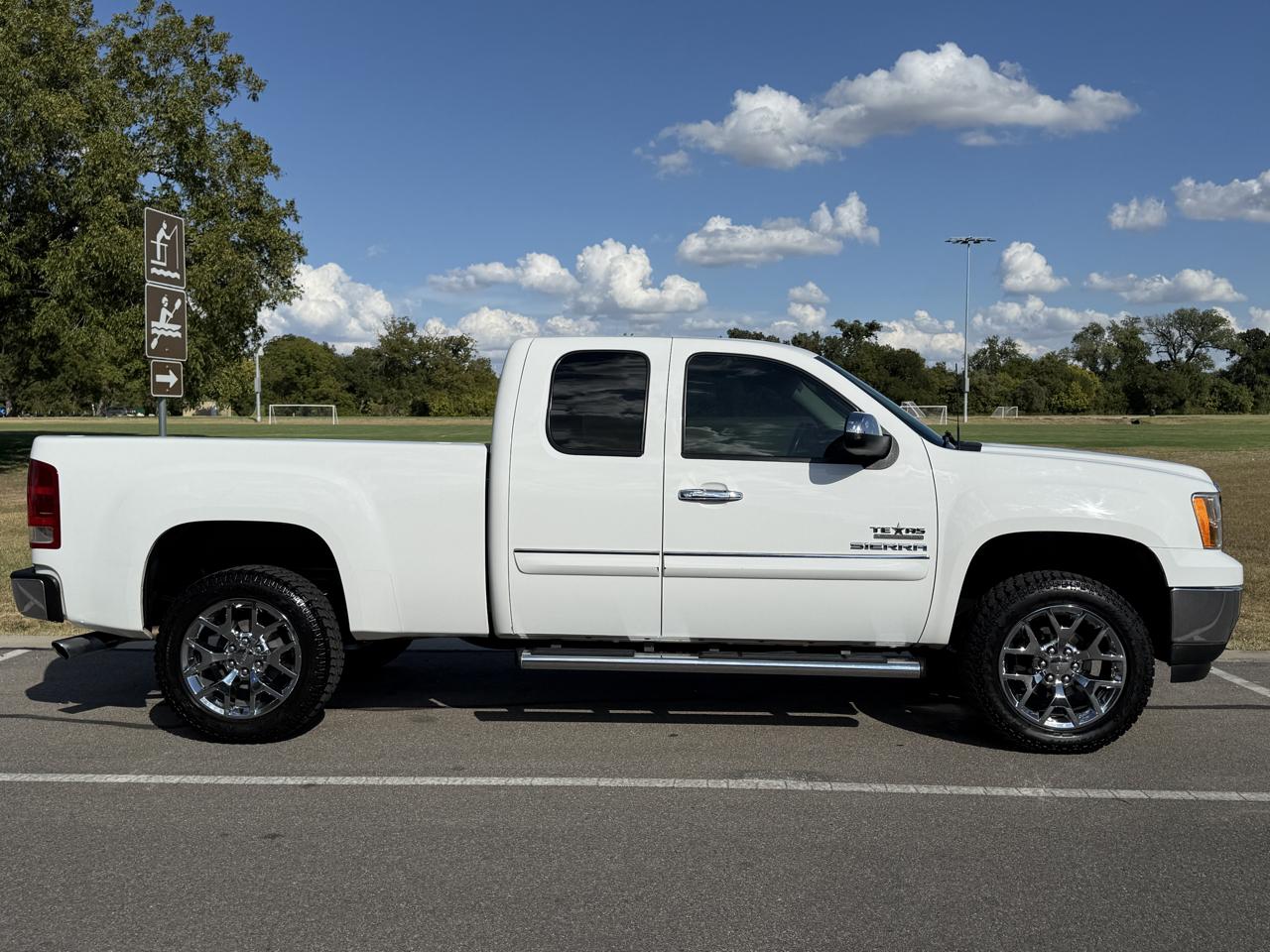 GMC Sierra 1500 SLE Ext. Cab 2WD 2010