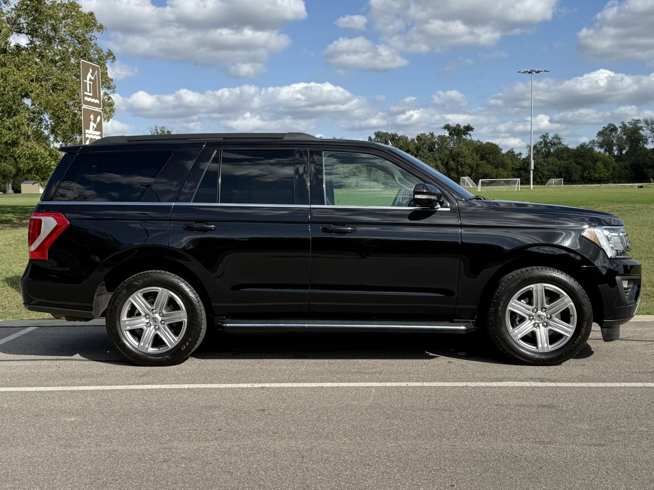2019 Ford Expedition XLT - Photo 10