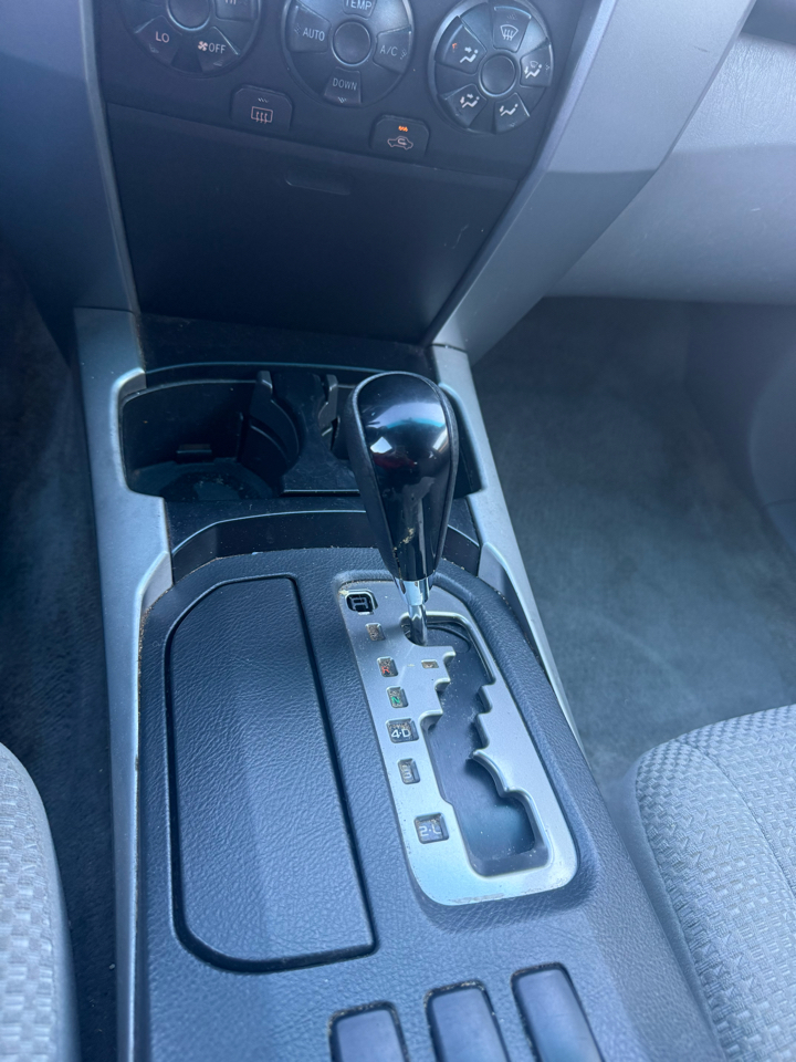 Toyota 4Runner SR5 2WD 2003