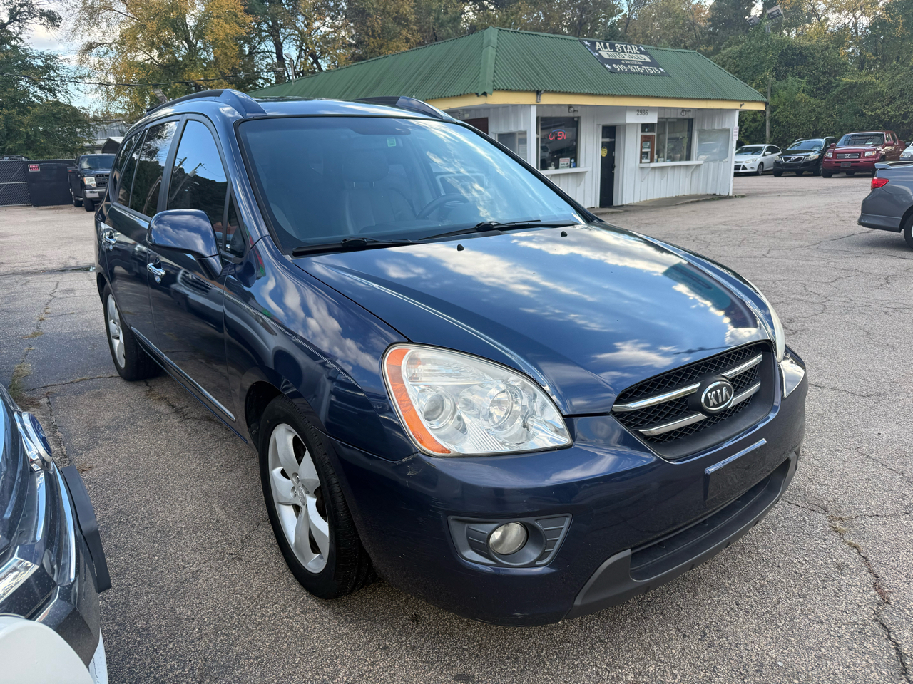 2007 Kia Rondo Base